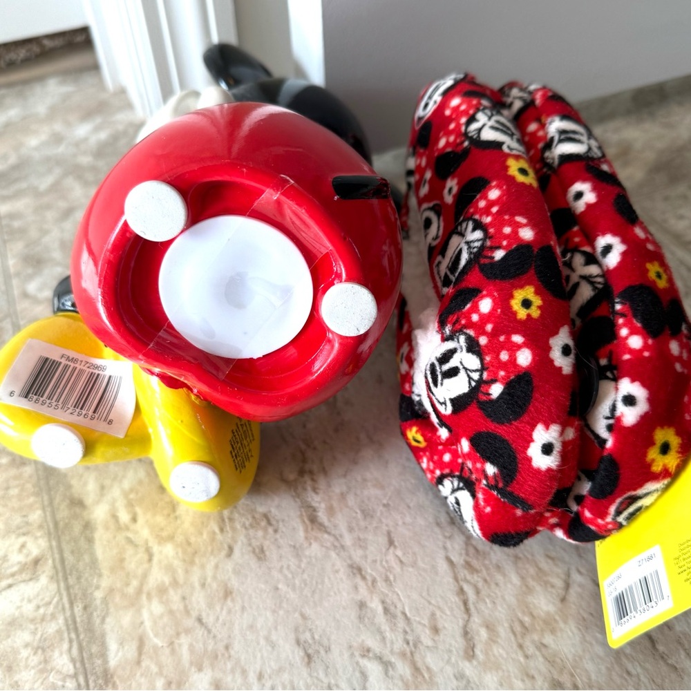 Disney Gift: Mickey Mouse Bank and Minnie Slippers - Picture 3 of 3